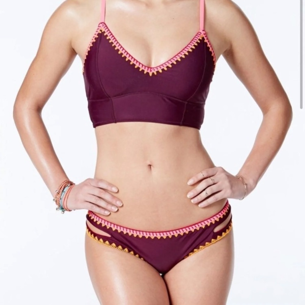 Jessica Simpson top with Kona sol bottom